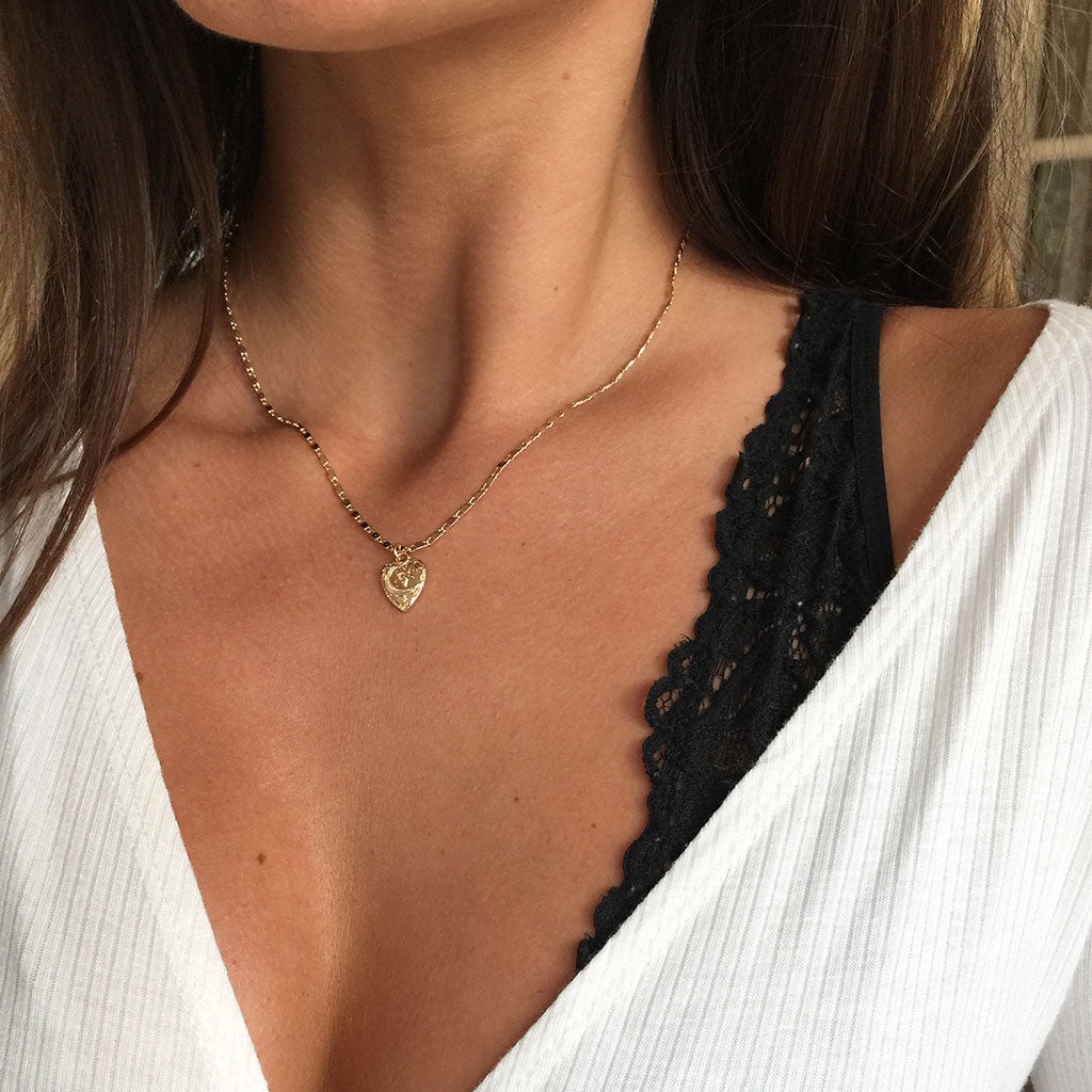 Dainty Diana Necklace
