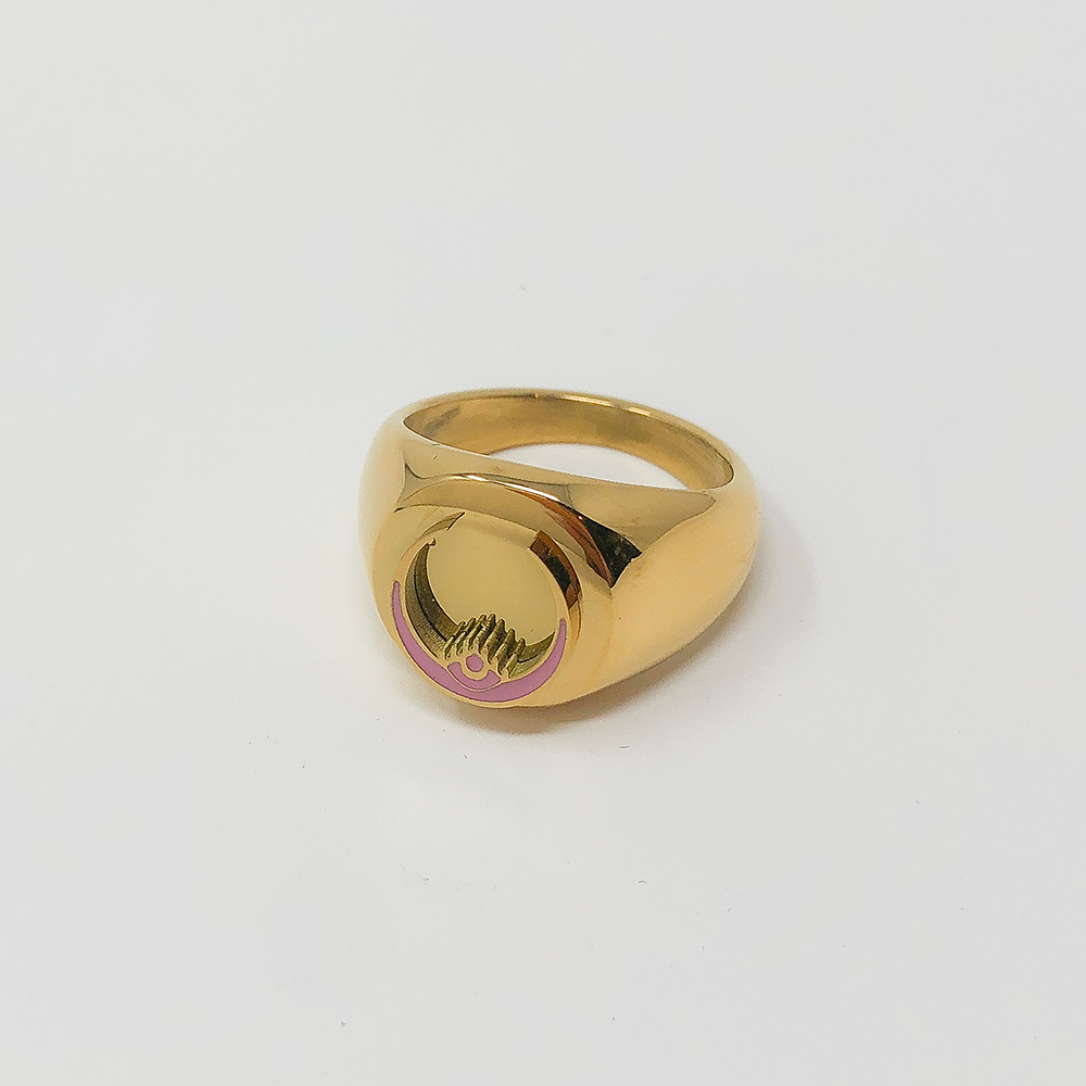 Luna Signet Ring