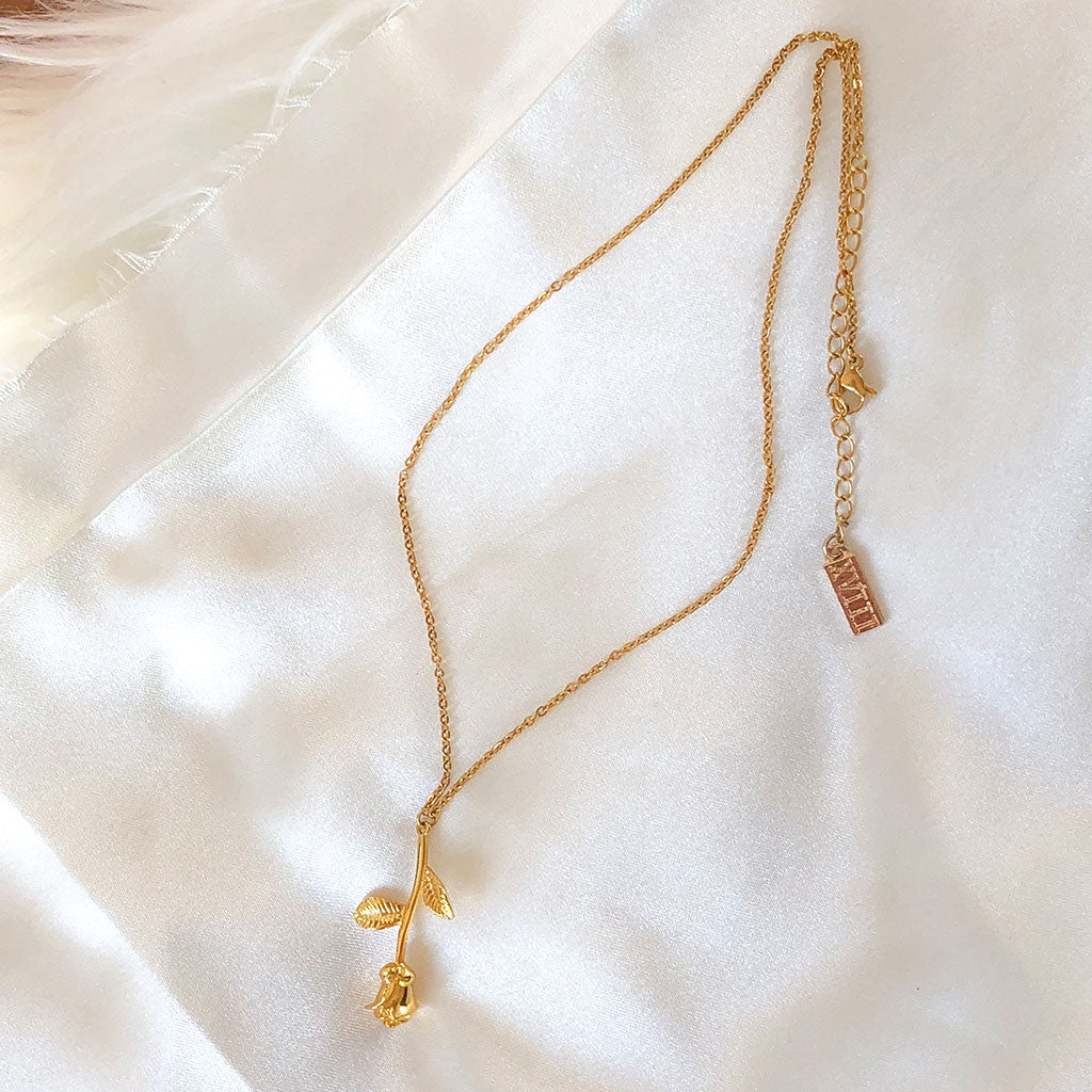 Venus Rose Necklace